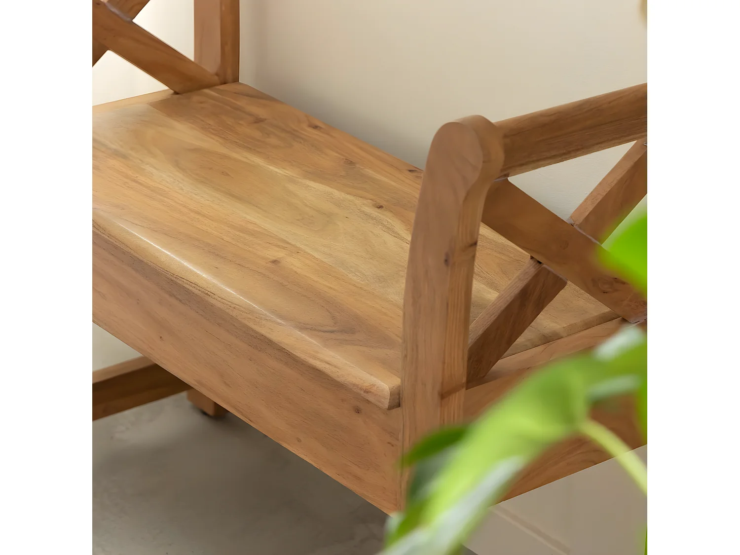 Petit banc en bois d'acacia Isolde