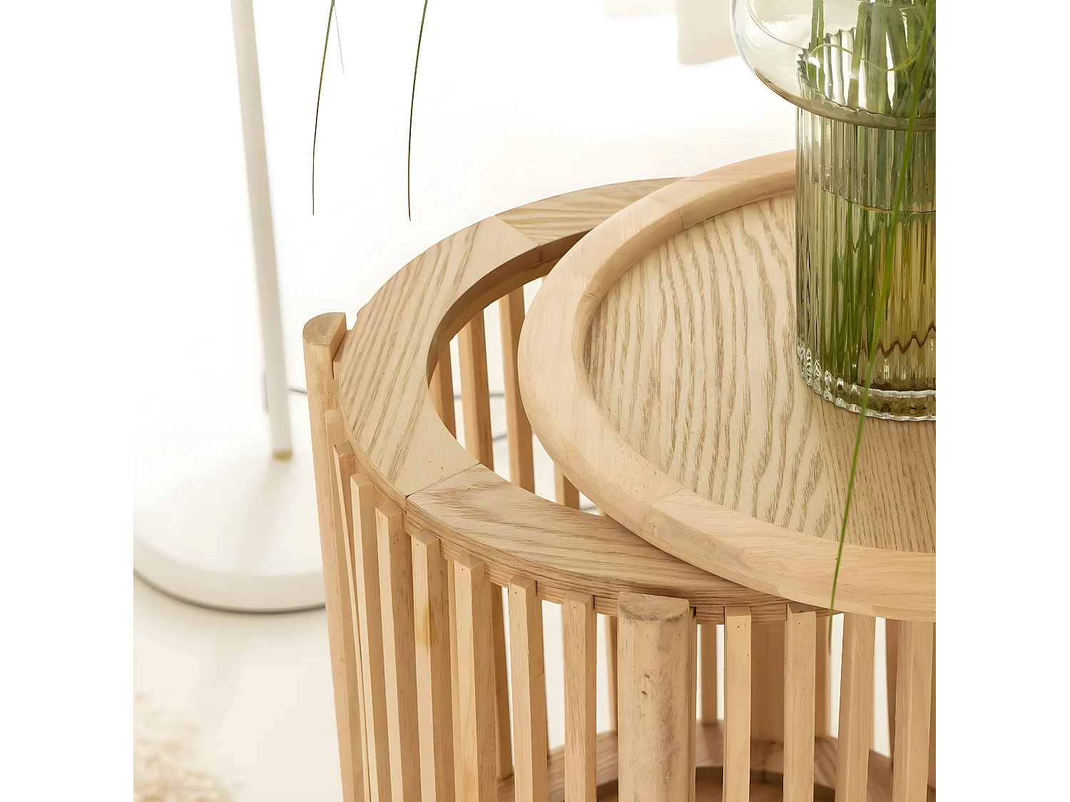 Table de chevet ronde en bois de pin Vénus