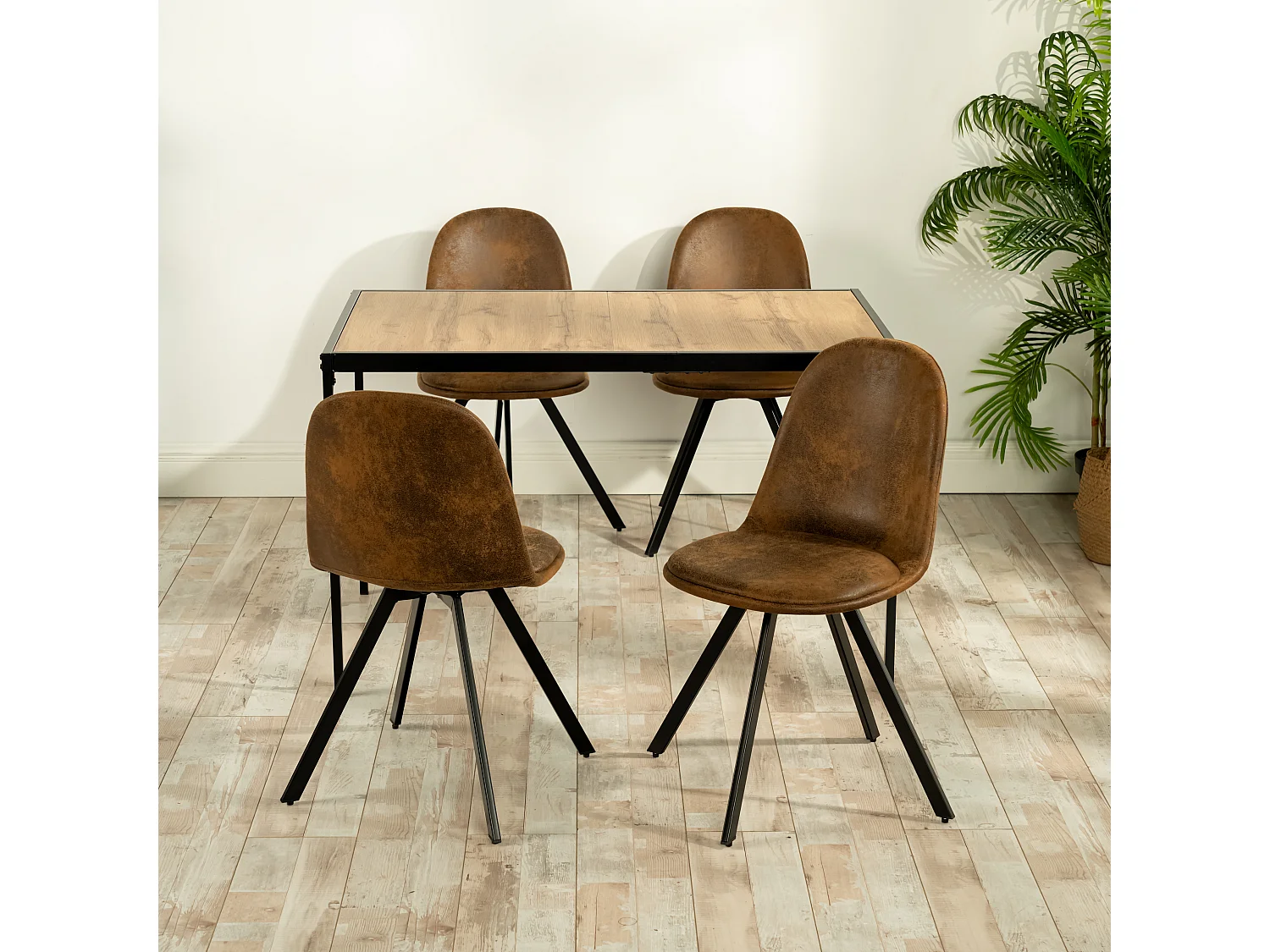 Lot de 4 chaises de salle à manger suède marron pivotant et pieds noirs SUNFLOWER SUEDE BROWN 4PCS