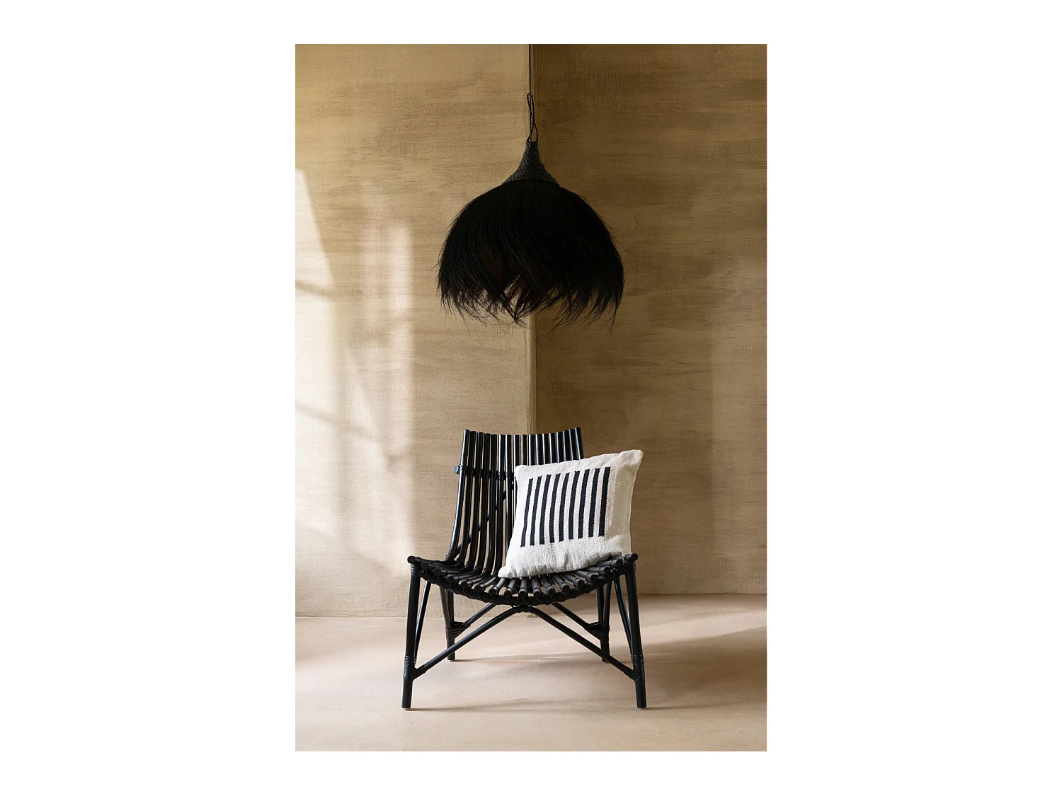 Fauteuil Design en Rotin "Margery" 84cm Noir