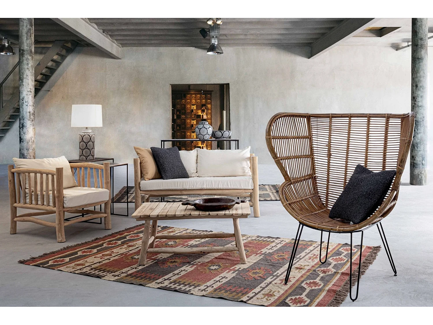 Fauteuil en teck et coussins en tissu - SAYELL