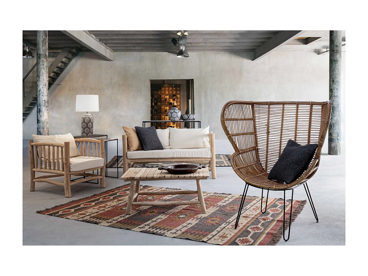 Fauteuil en teck et coussins en tissu - SAYELL