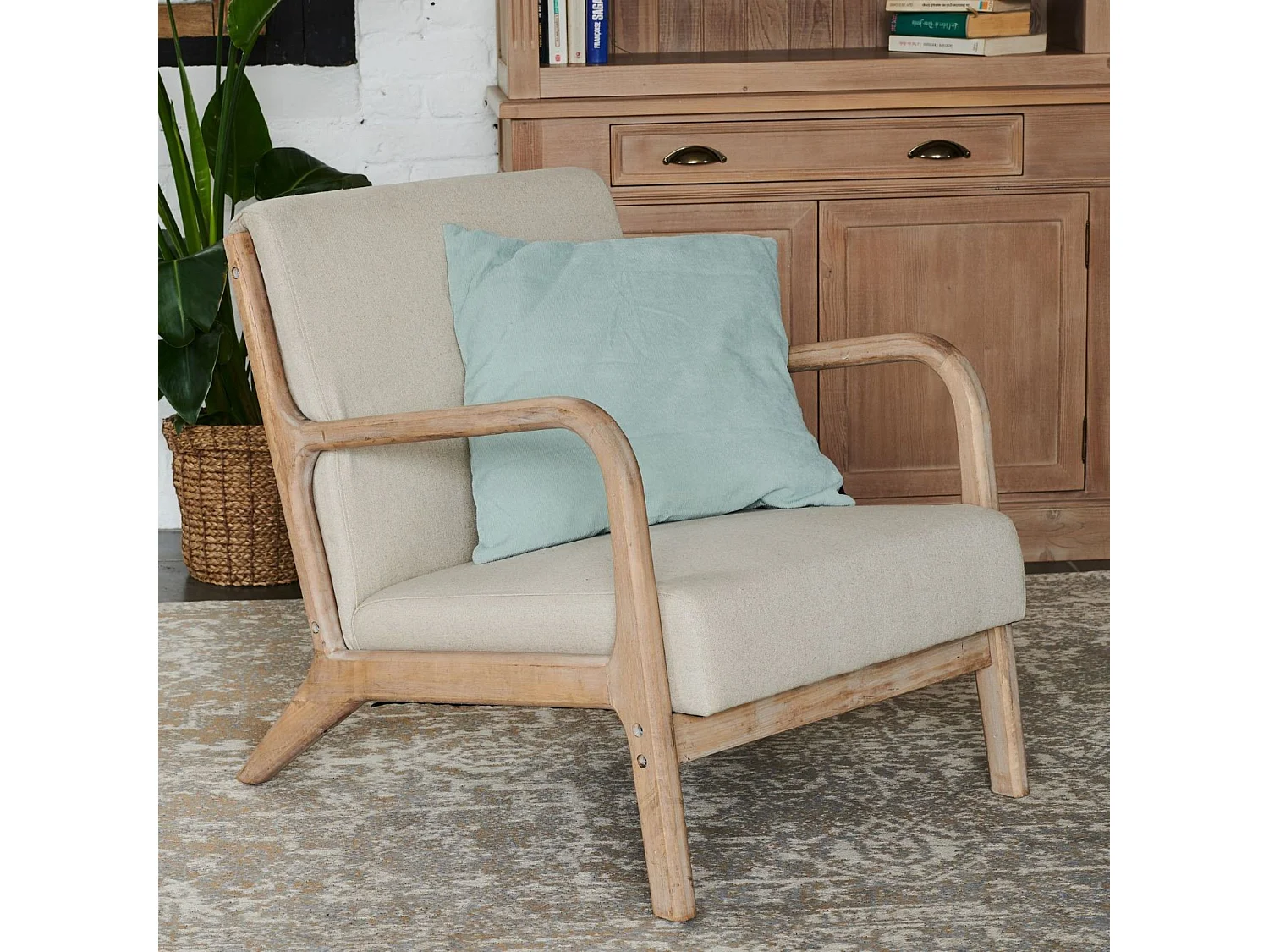 Fauteuil avec accoudoirs en lin matelassé - SEVENTIES