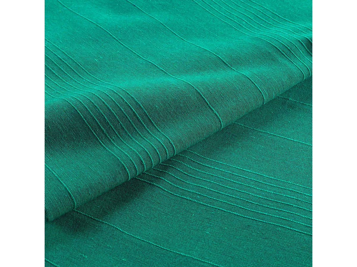 Plaid tinta unita "Lucile" 180x220 cm in policotone smeraldo morbido e resistente, made in India