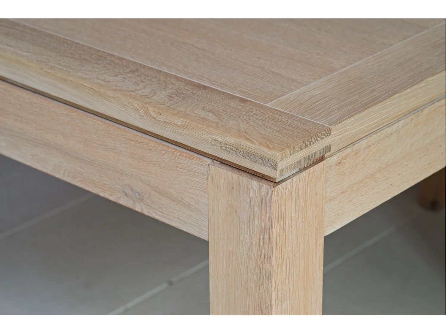 Table carrée extensible en chêne blanchi L140/200 - BOSTON