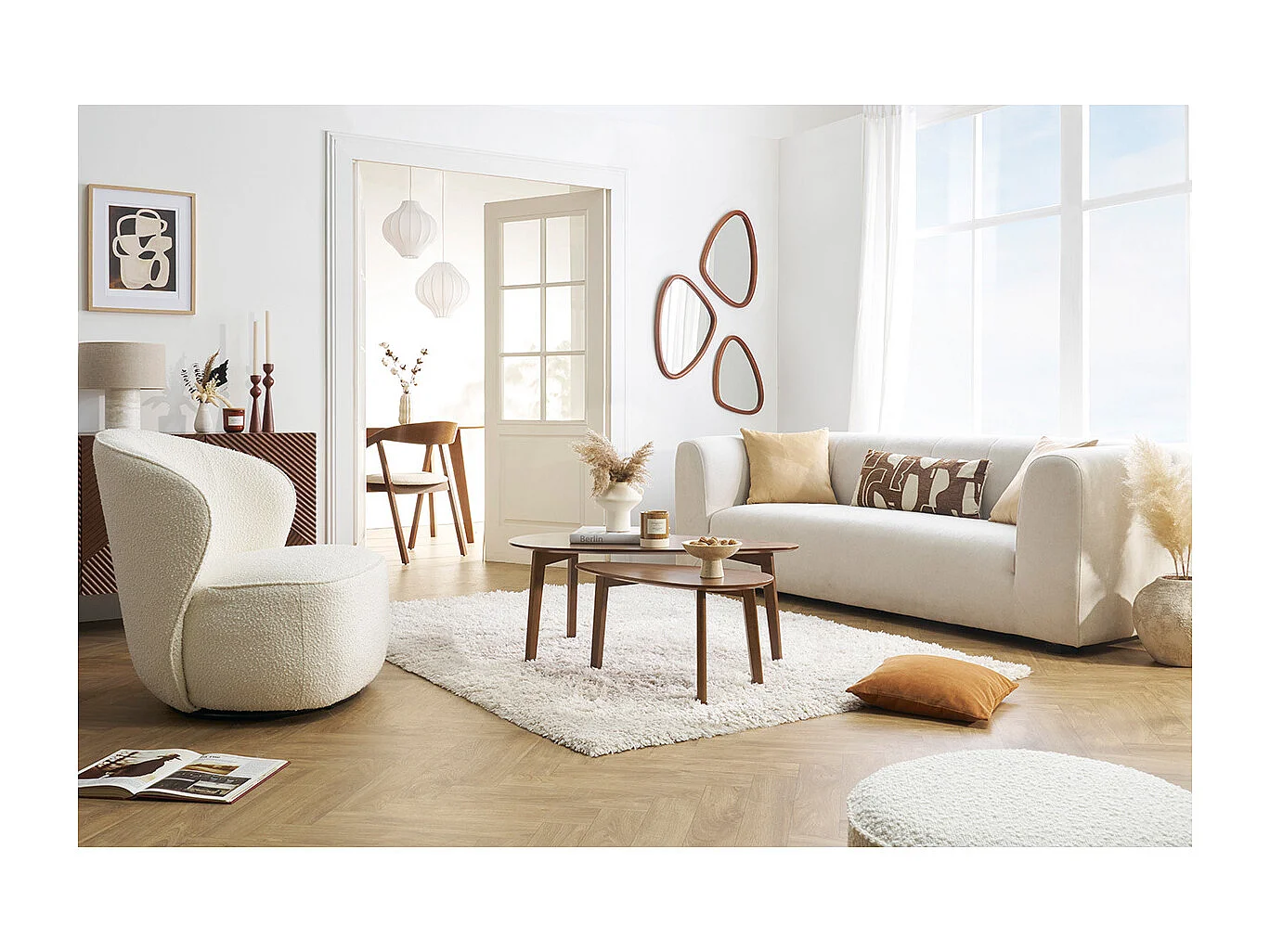 Sillón moderno giratorio de borreguillo blanco AMBER