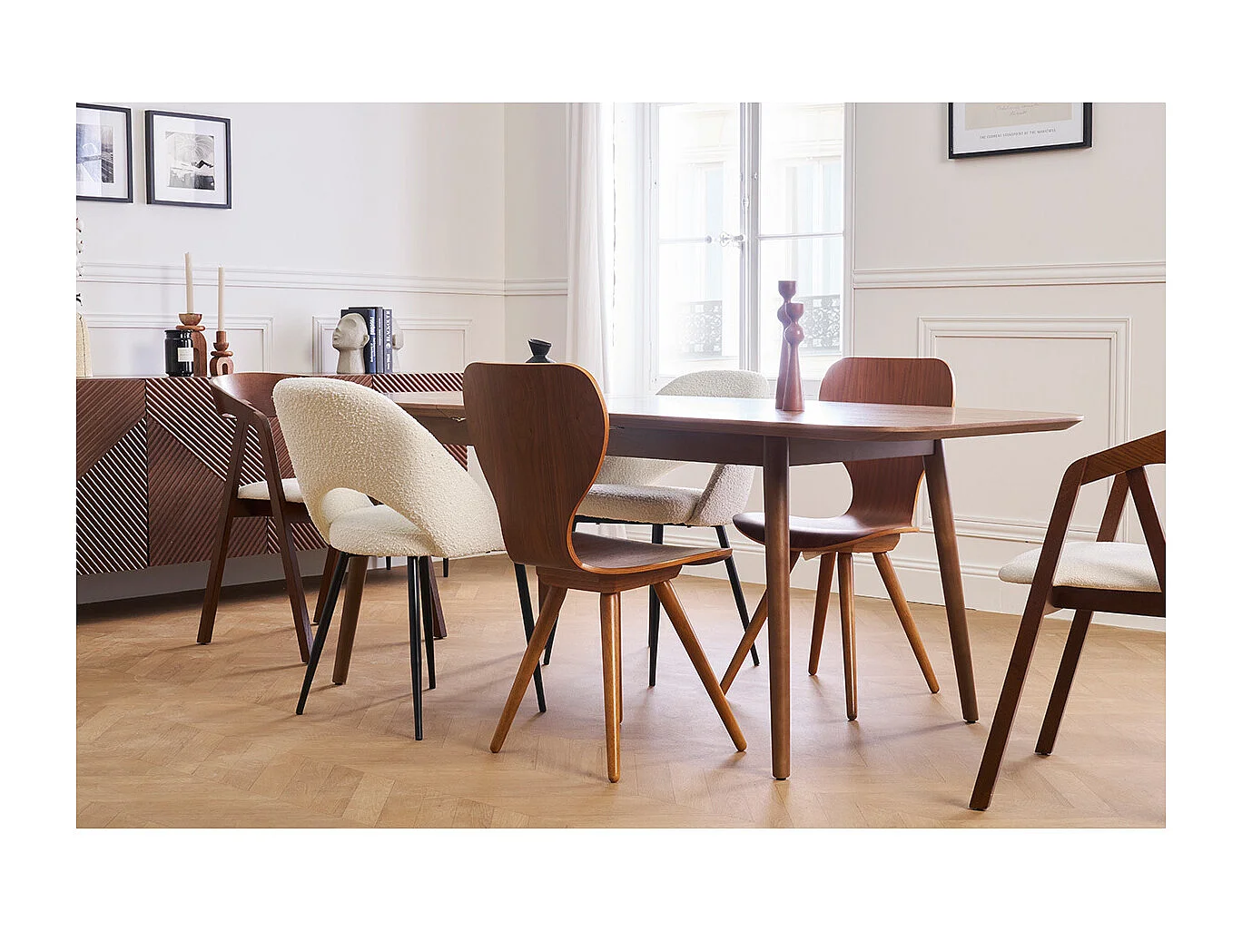 Design-Stühle aus Stoff mit Bouclé-Wolleffekt in Weiß und schwarzem Metall (2er-Set) COSETTE