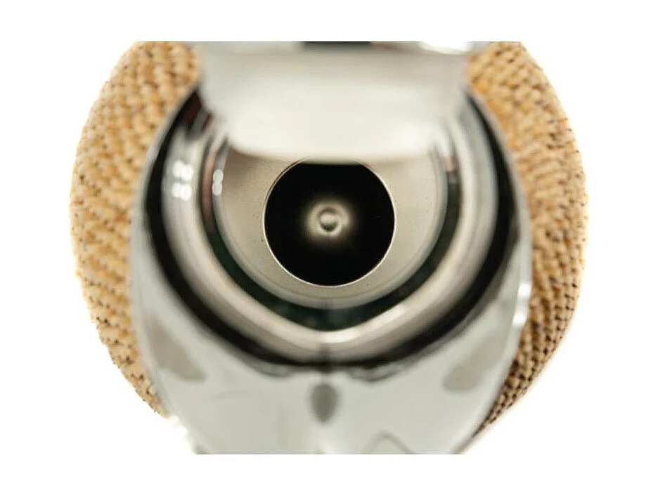 Thermos en inox et rotin