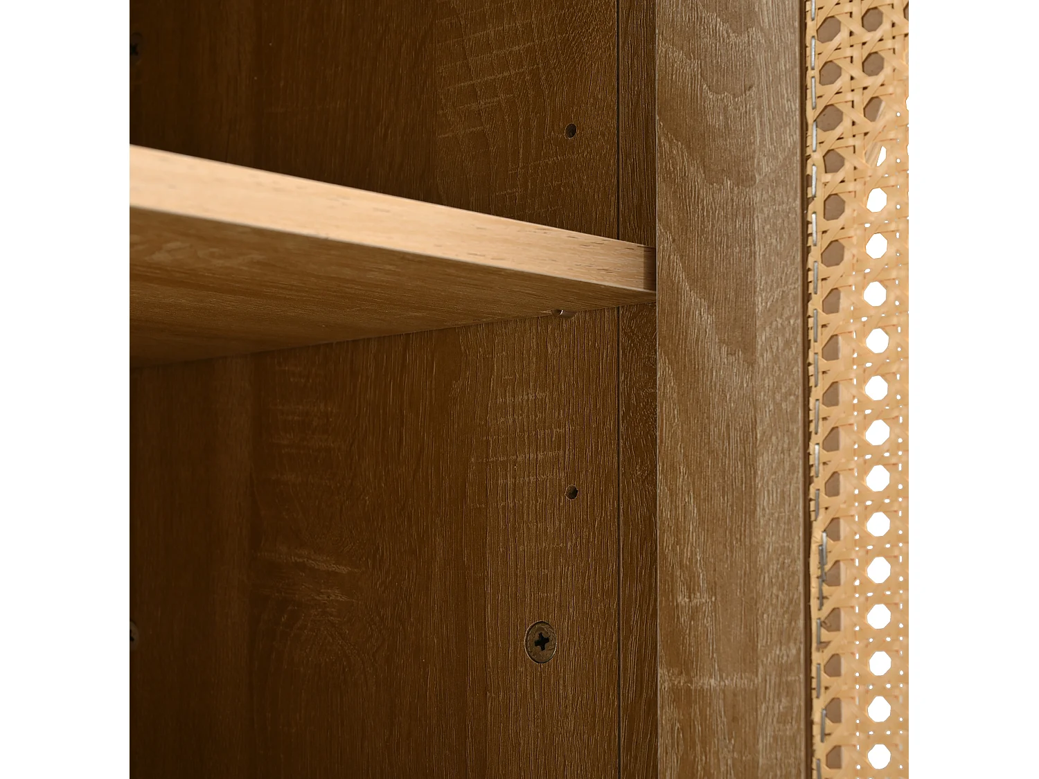 Buffet moderne avec étagères réglables - portes en rotin - MDF - Naturel