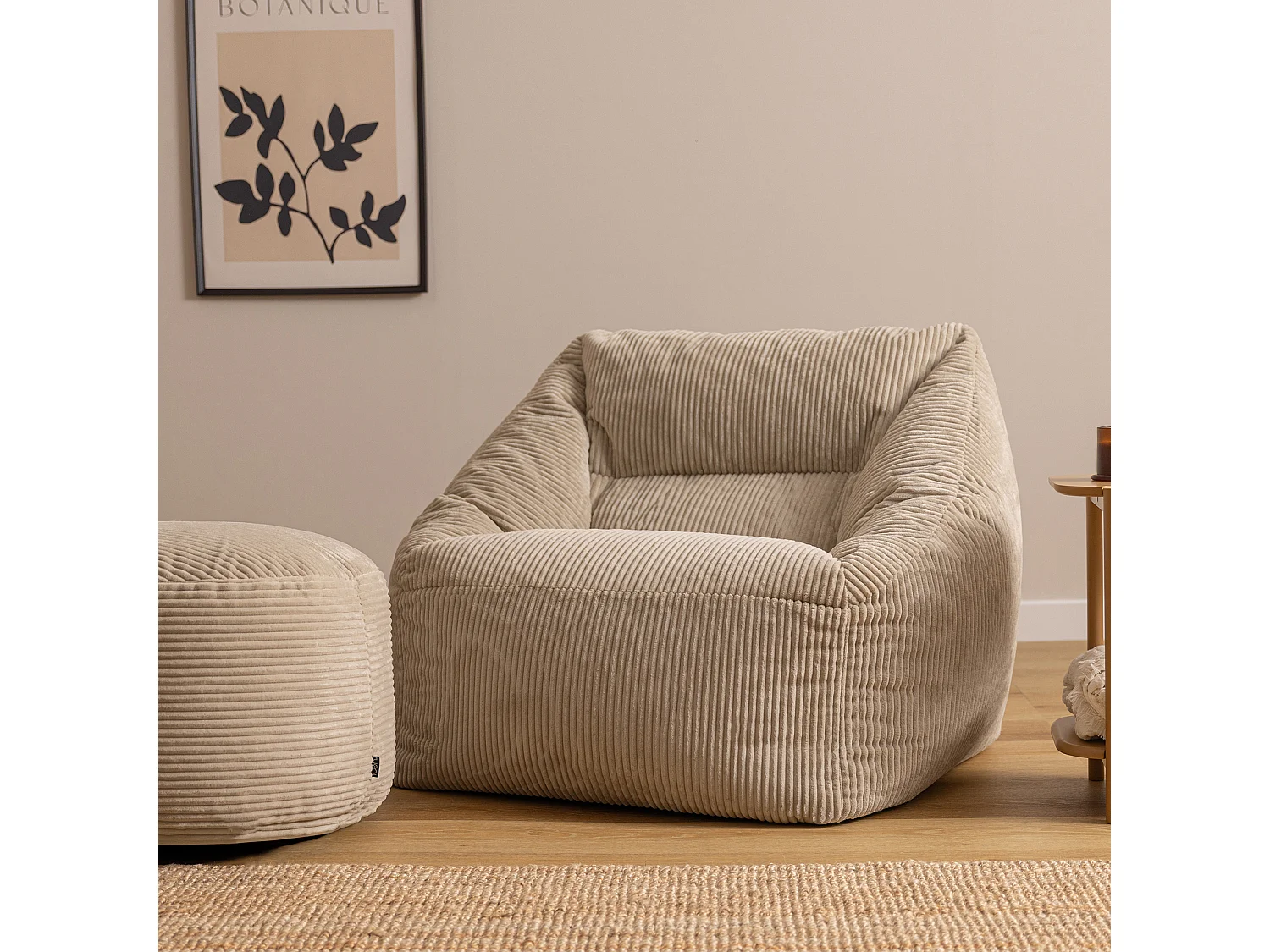 Pouf fauteuil avec repose-pied rond velours côtelé beige galet, salon ou chambre - NATALIA