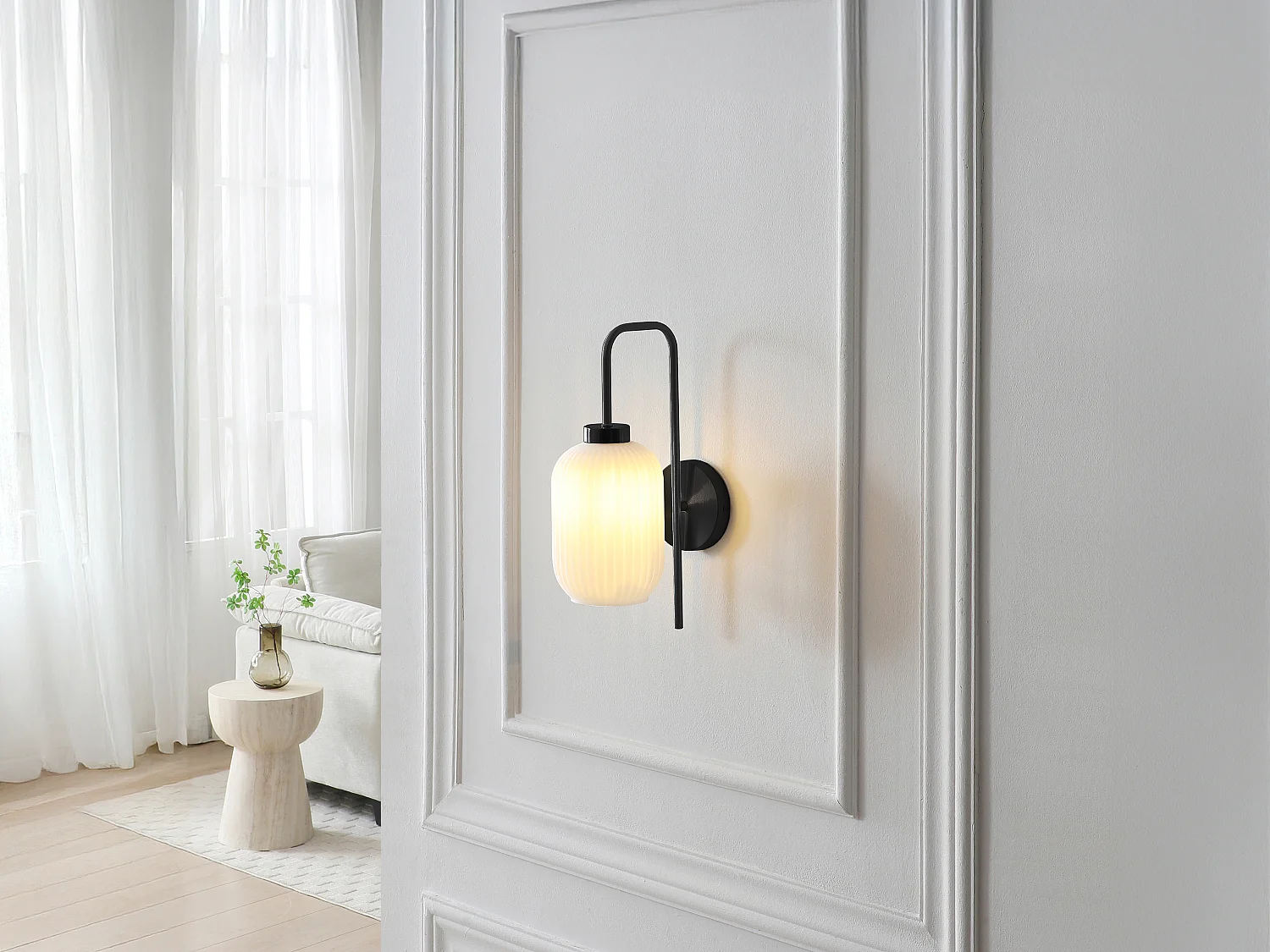 Applique noire et verre texturé blanc - L.25 x H.41 cm - LOUXOR