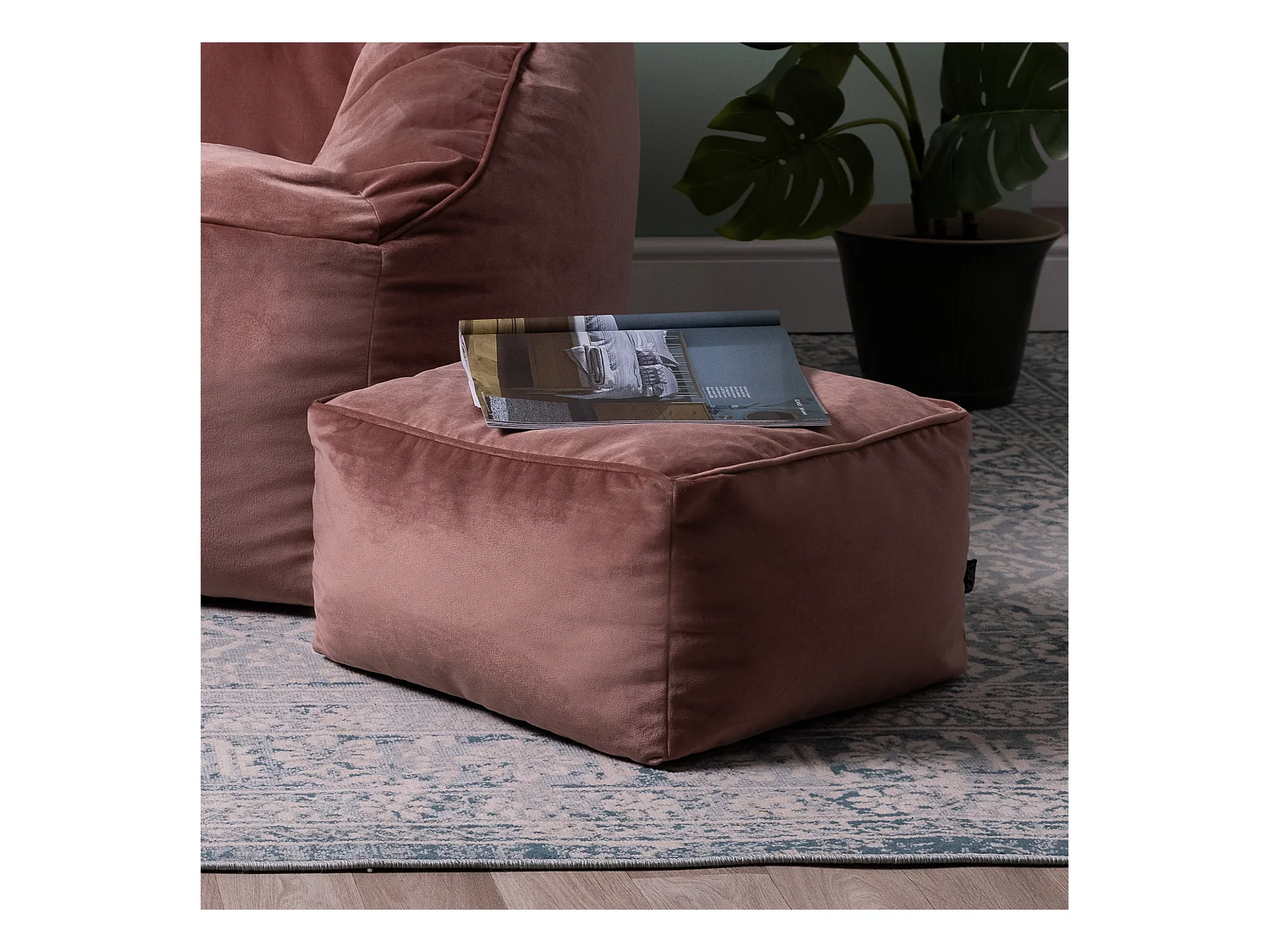 Pouf repose-pieds carré velours rose - AMARA