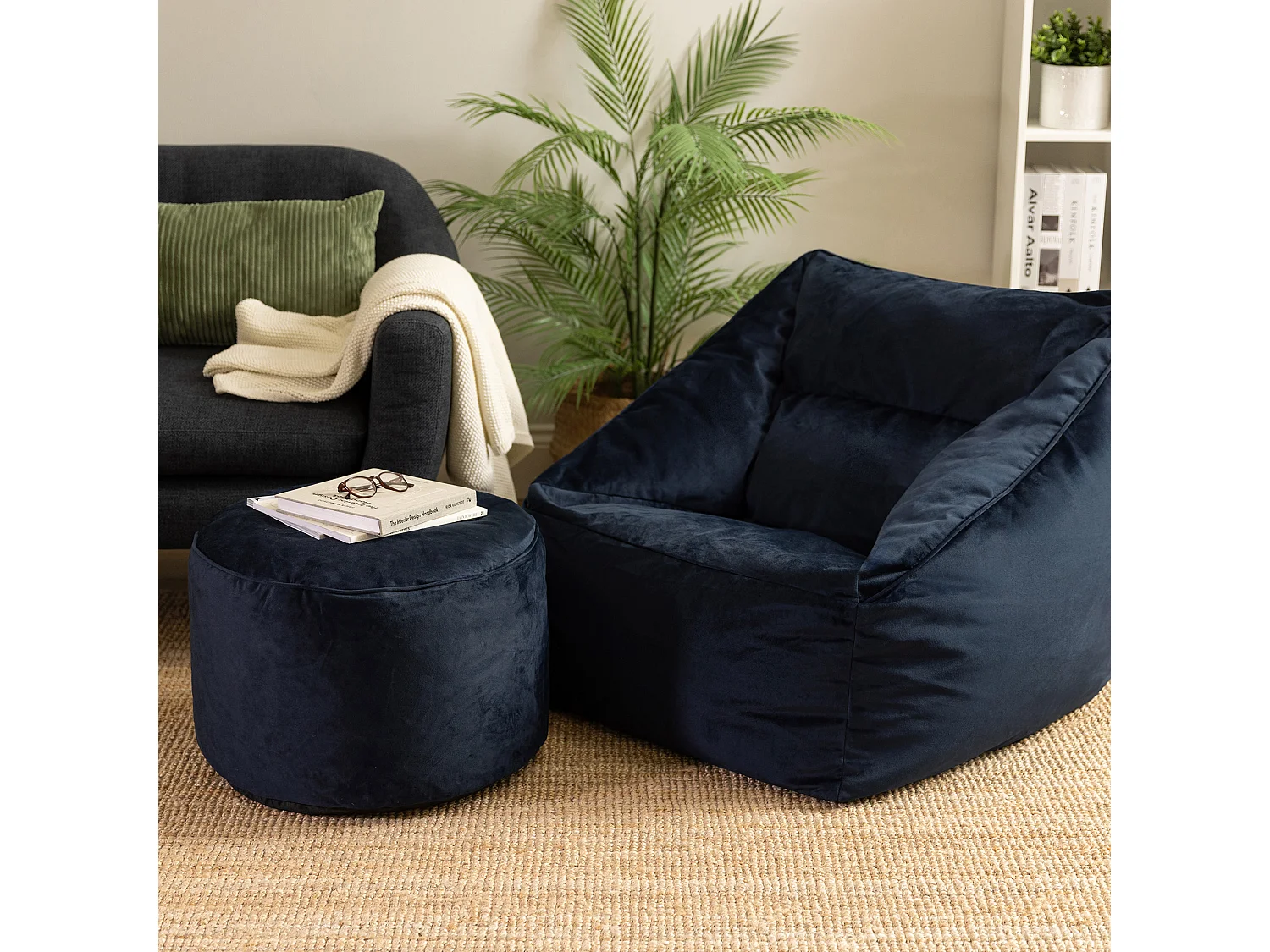 Pouf repose-pieds rond velours bleu minuit - MILANO