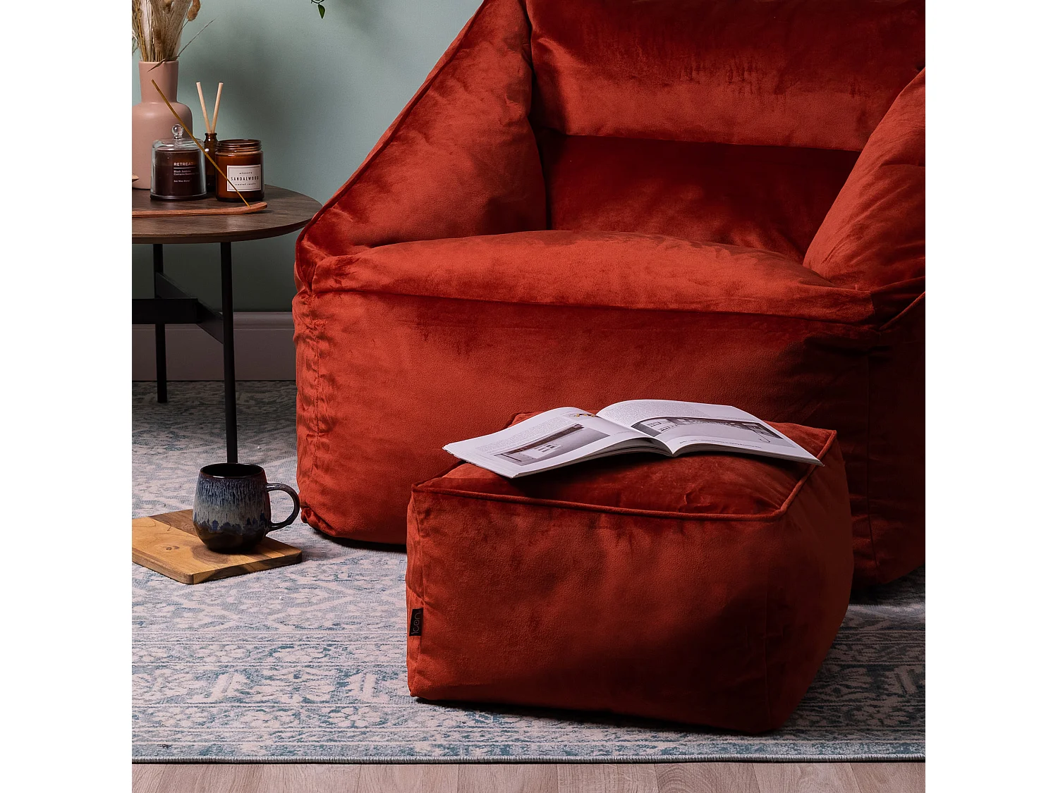 Pouf repose-pieds carré velours terracotta - AMARA
