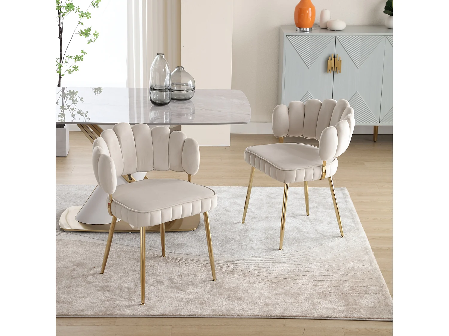 Set van 2 eetkamerstoelen, fluwelen stoel, eenvoudige relaxstoel met gouden poten, 58x56x78cm, Beige