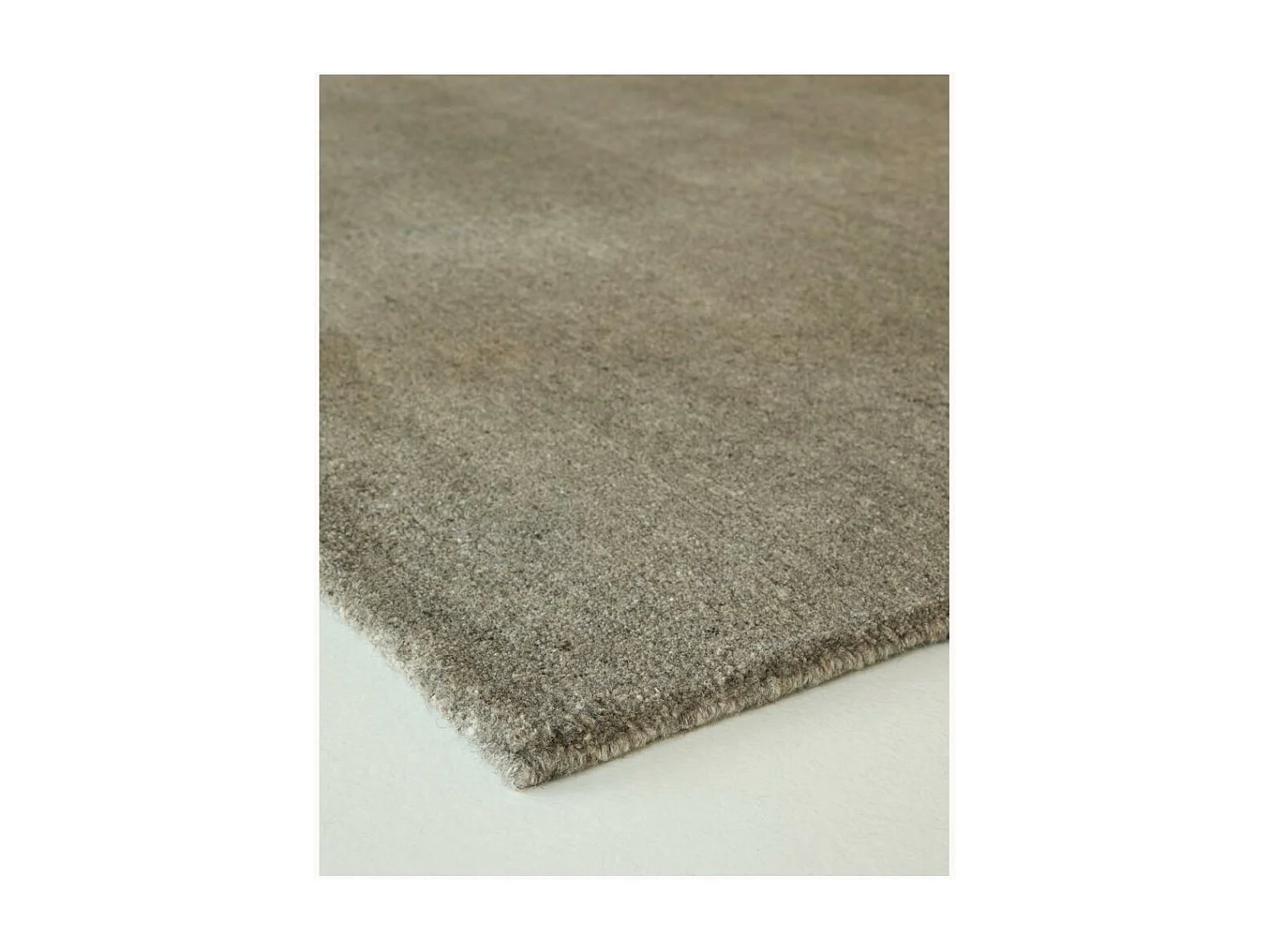 tapis salon 140x200 fait main en laine gris rectangle LOOK 418