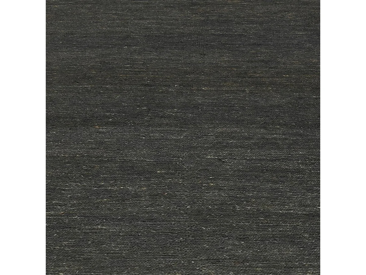 Tapis kilim 170x240 rectangle fait main en chanvre anthracite motif uni