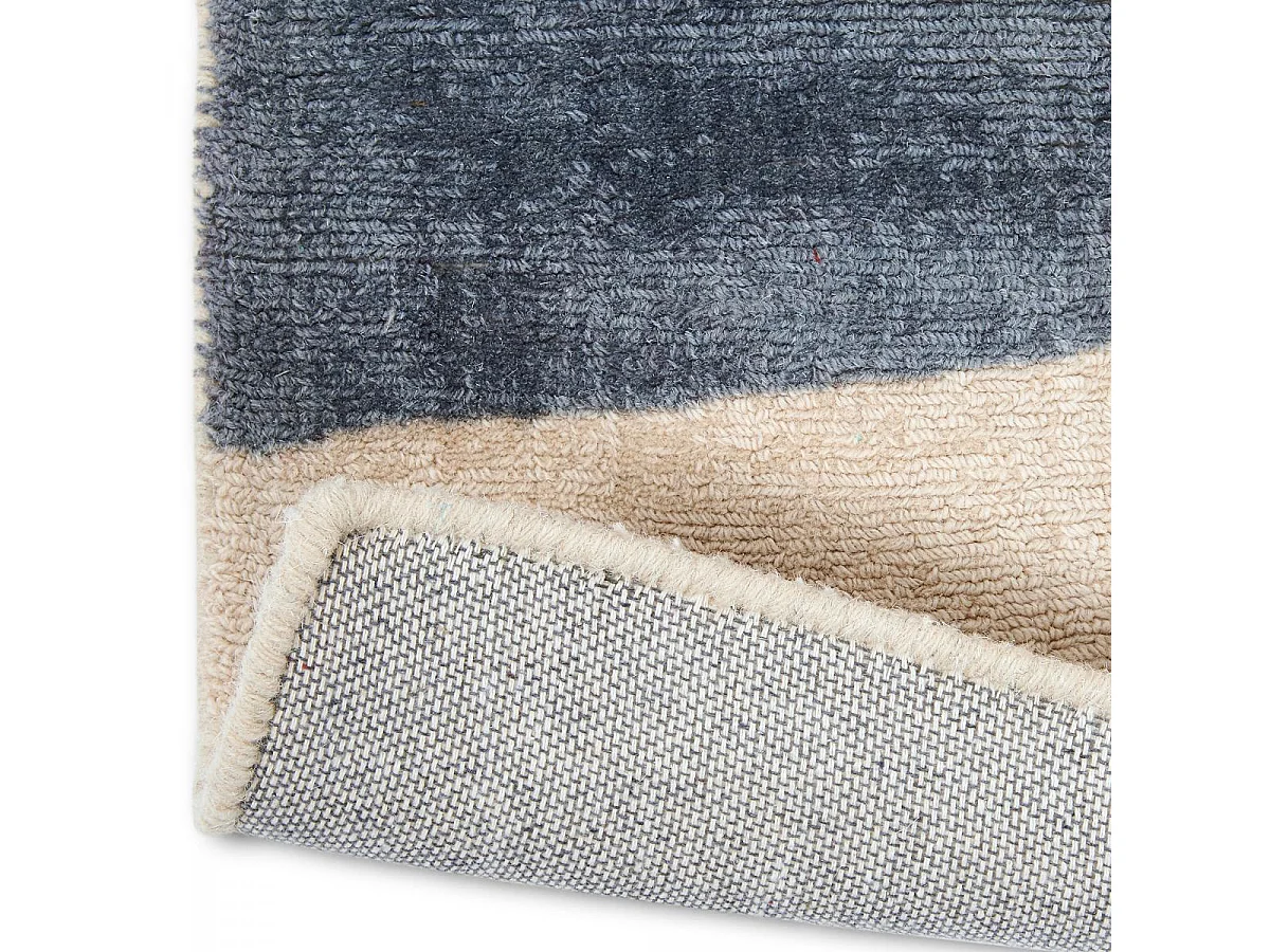 tapis chambre 200x280 fait à la main en laine beige et bleu motif abstrait