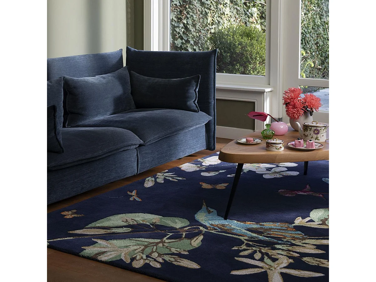 tapis entrée 120x180 fait à la main en laine bleu marine et vert motif floral