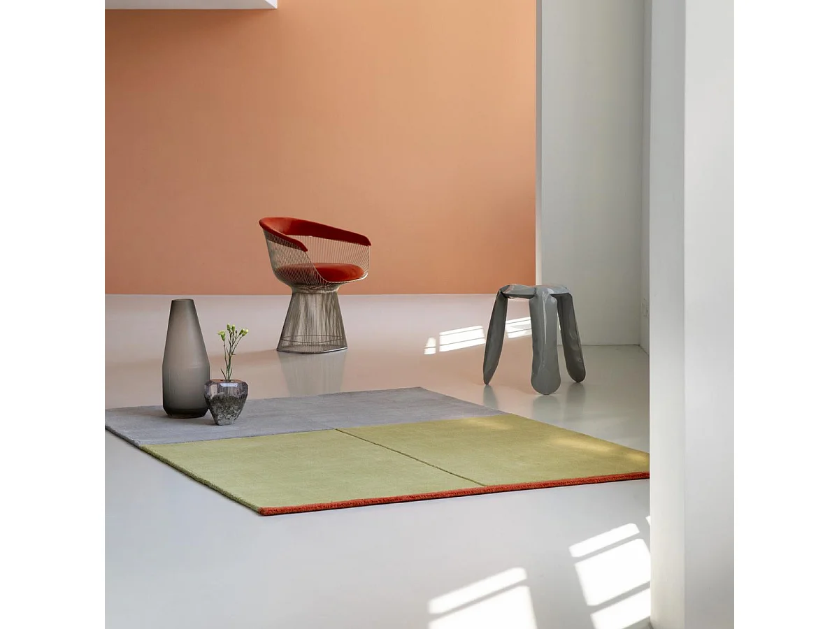 tapis open space 200x280 fait main en laine vert et gris rectangle motif simple