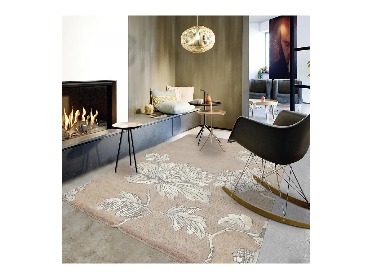 tapis salon 170x240 fait à la main en laine gris et crème rectangle motif floral