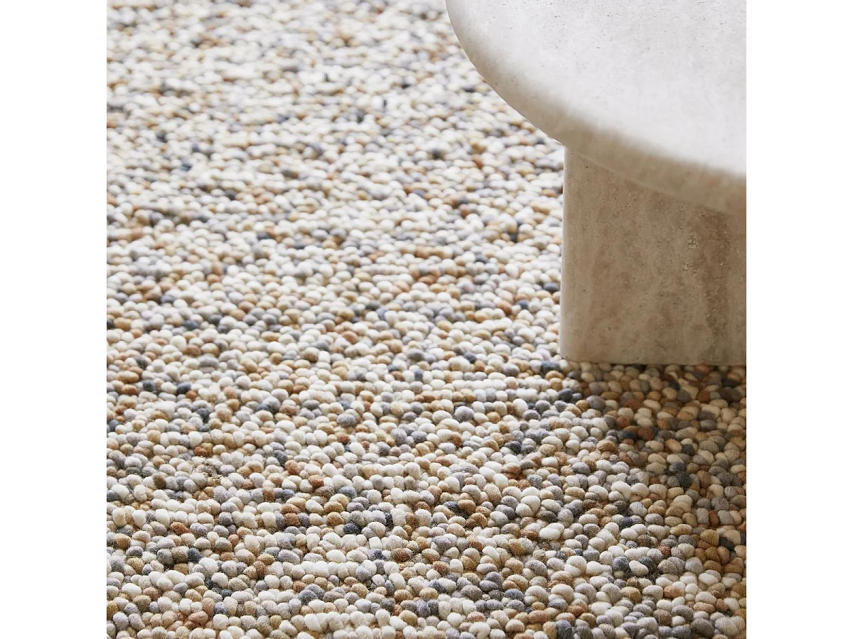 tapis salle de jeux 200x300 fait main en laine beige et gris motif simple
