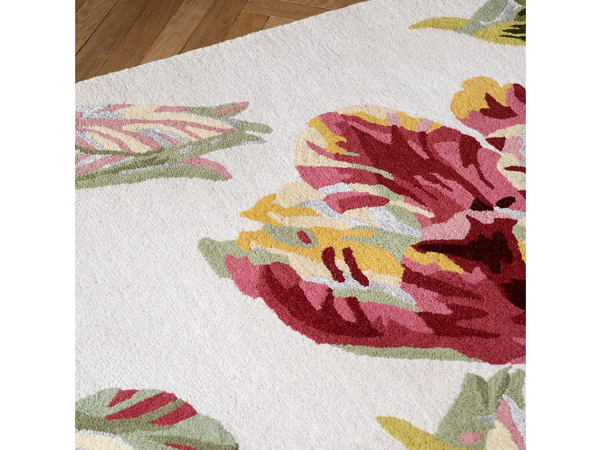 tapis chambre 140x200 fait main en laine crème et vert rectangle motif floral