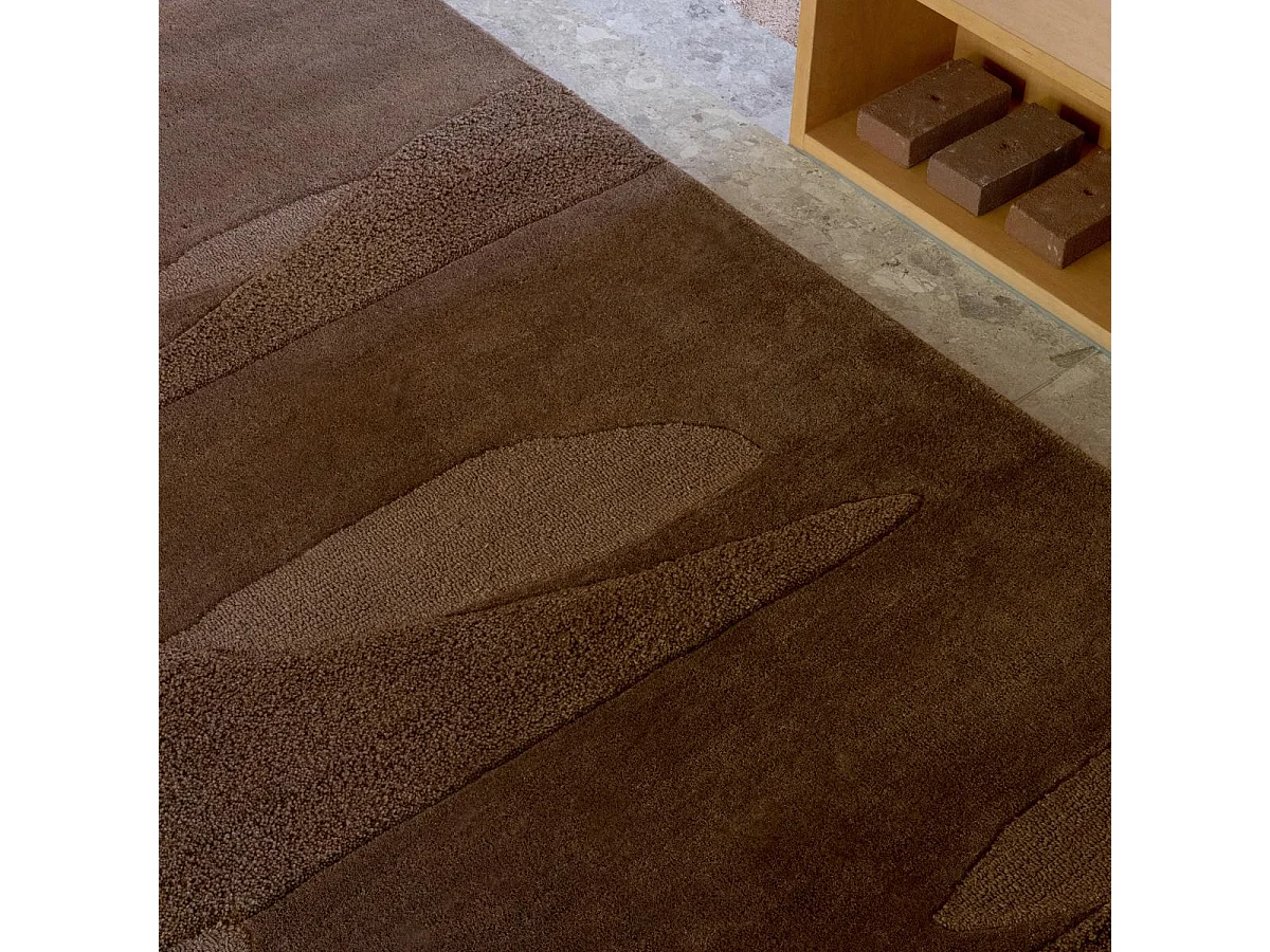 tapis chambre 160x230 fait à la main en laine marron rectangle motif faux uni