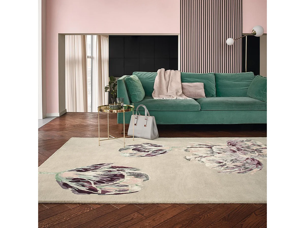 tapis chambre 170x240 fait à la main en laine beige et marron motif floral