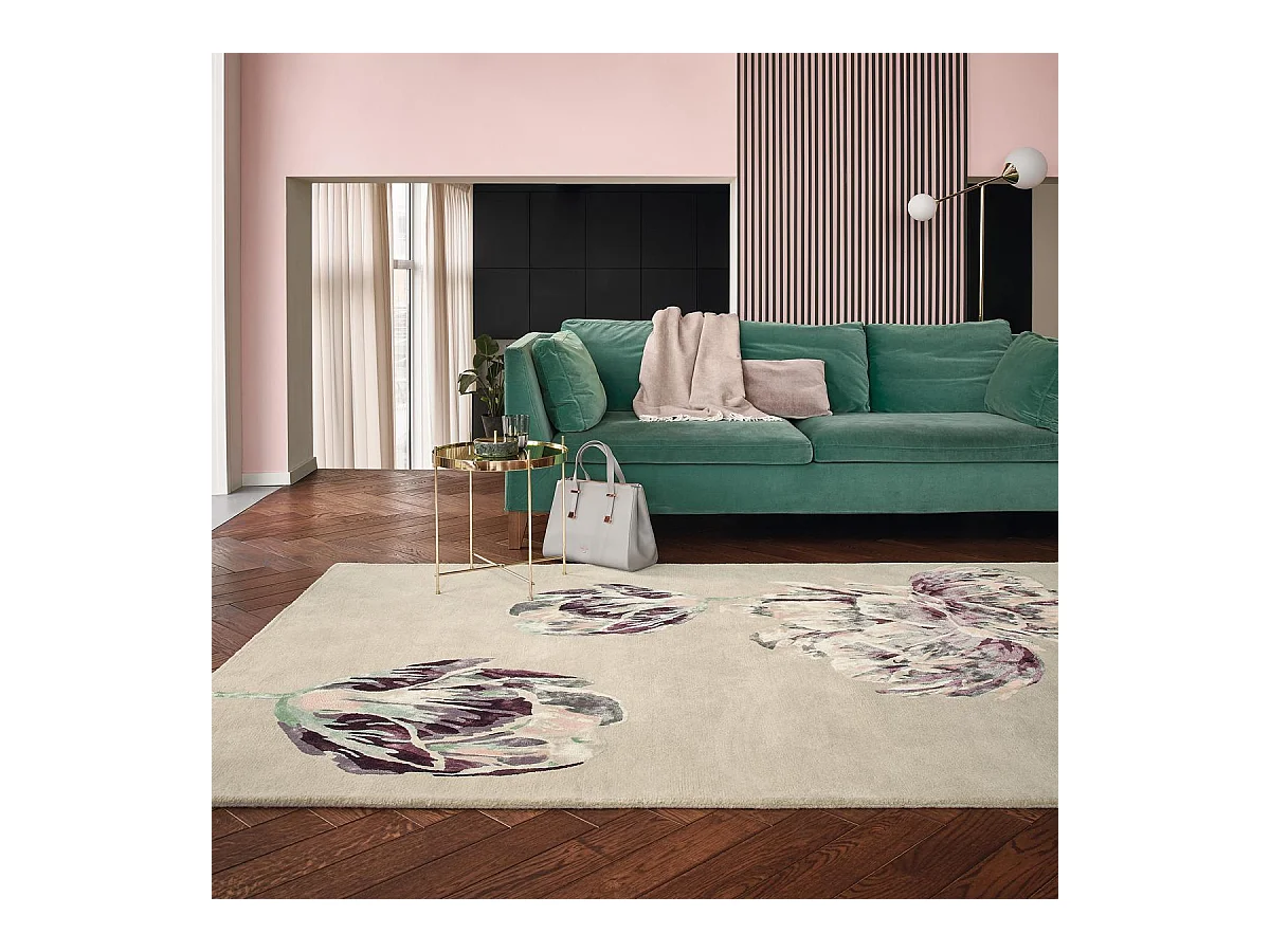 tapis chambre 170x240 fait à la main en laine beige et marron motif floral