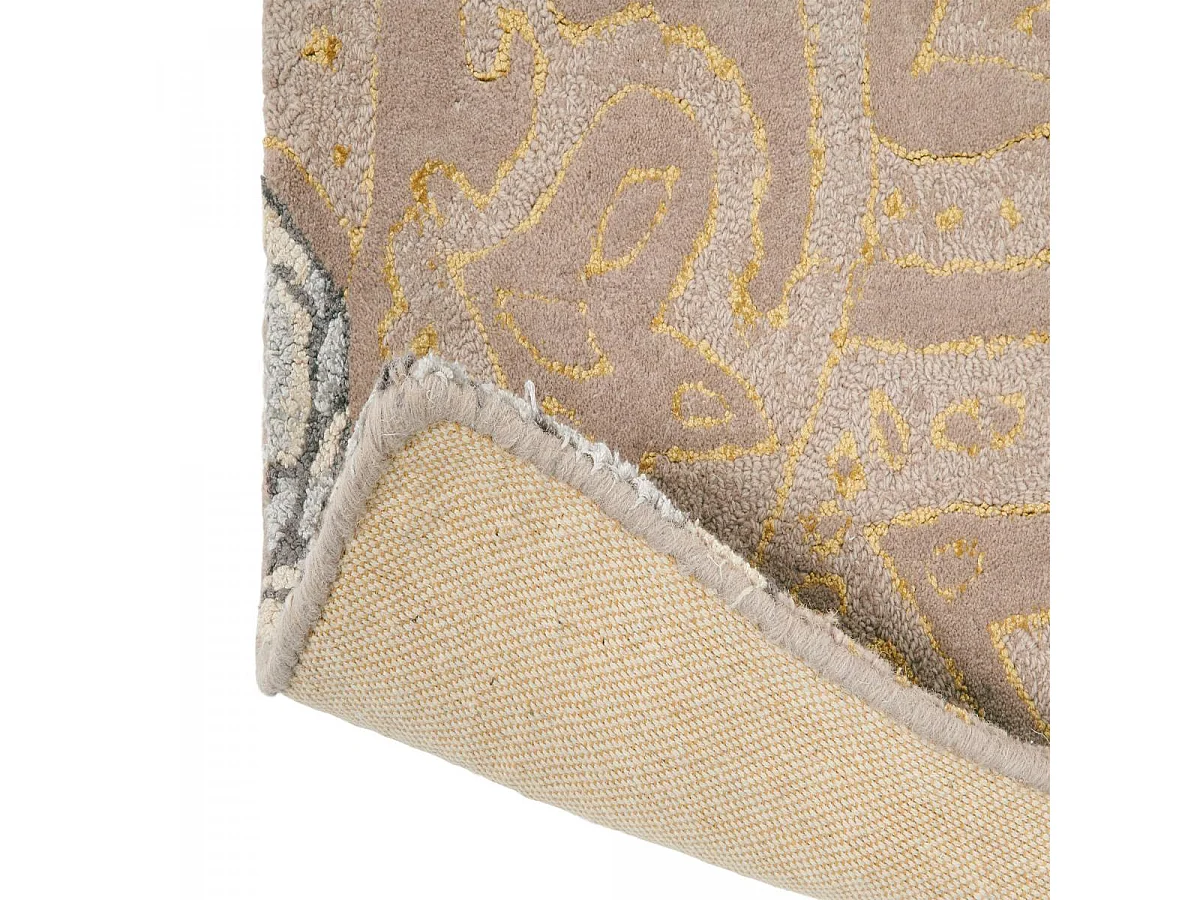 tapis salon 200x280 fait à la main en laine gris et crème rectangle motif floral