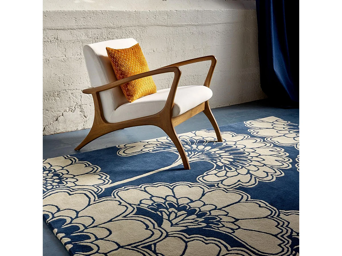 tapis grand salon 250x350 fait à la main en laine bleu rectangle motif floral