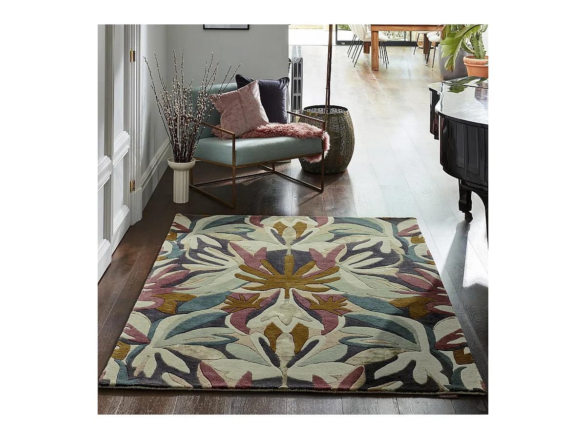 tapis chambre 170x240 fait à la main en laine vert et beige motif floral