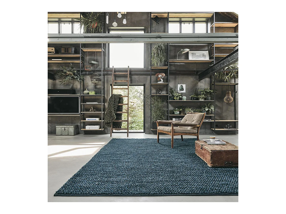 tapis chambre 170x240 tissé en laine bleu foncé rectangle motif uni COBLE