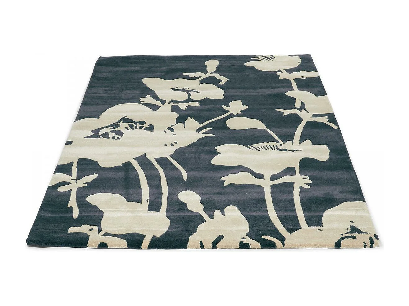 tapis chambre 170x240 fait à la main en laine gris et blanc motif floral