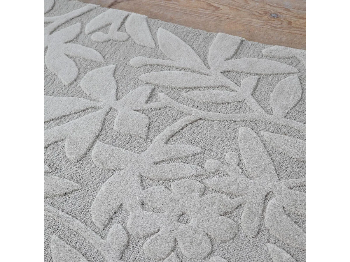 tapis salon 200x280 fait main en laine gris rectangle motif floral CLEAVERS