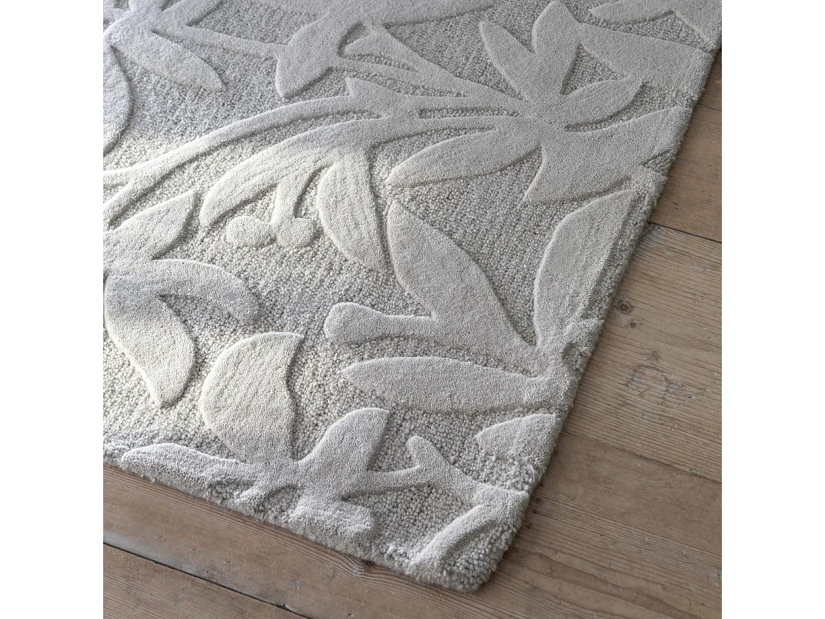 tapis salon 200x280 fait main en laine gris rectangle motif floral CLEAVERS