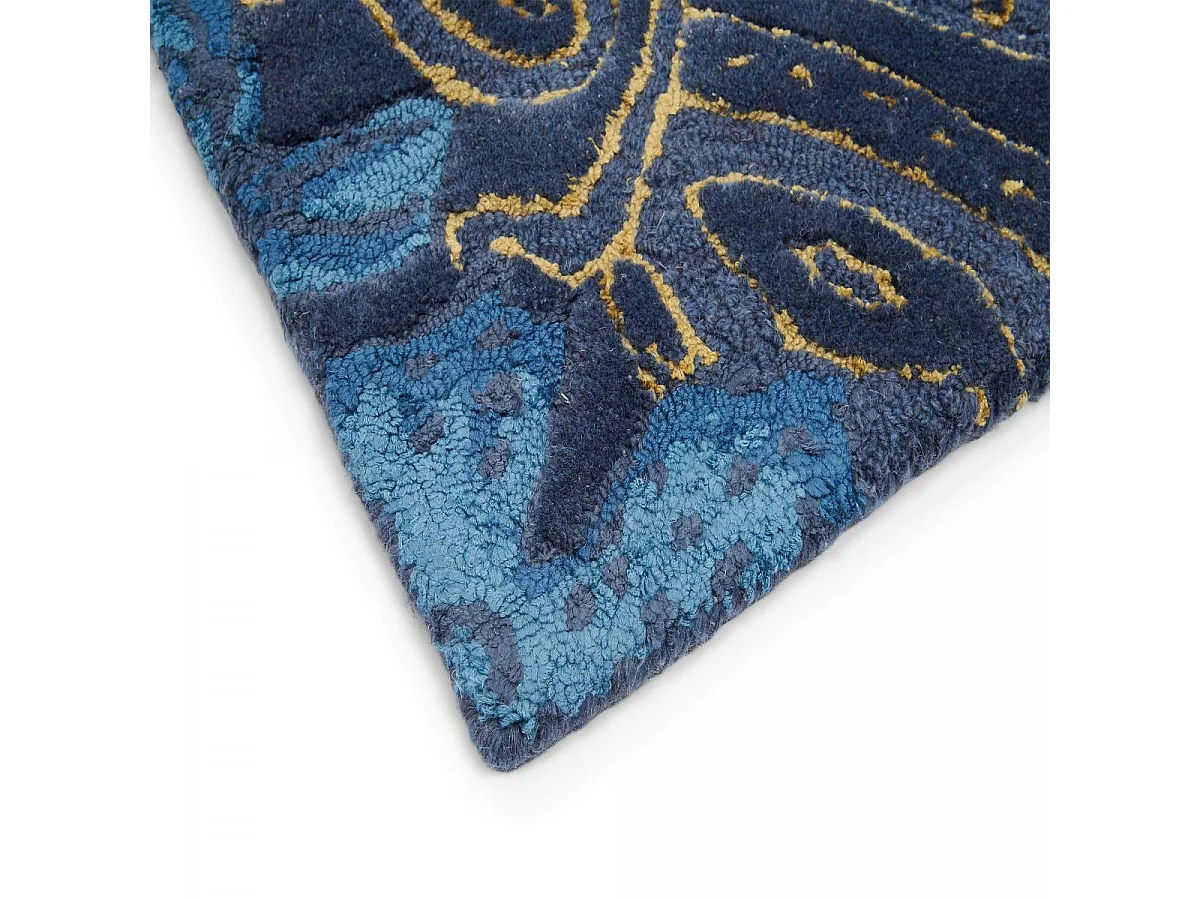 tapis chambre 120x180 fait à la main en laine bleu marine et bleu motif floral