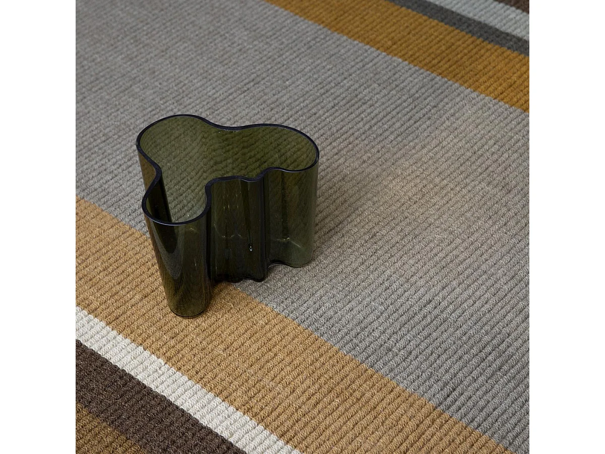 tapis salon 250x350 fait main en laine marron et moutarde motif géométrique