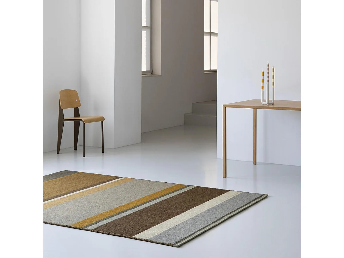 tapis salon 250x350 fait main en laine marron et moutarde motif géométrique