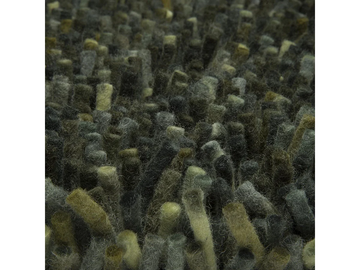 Tapis shaggy 140x200 rectangle tissé vert en laine motif faux uni ROCKS