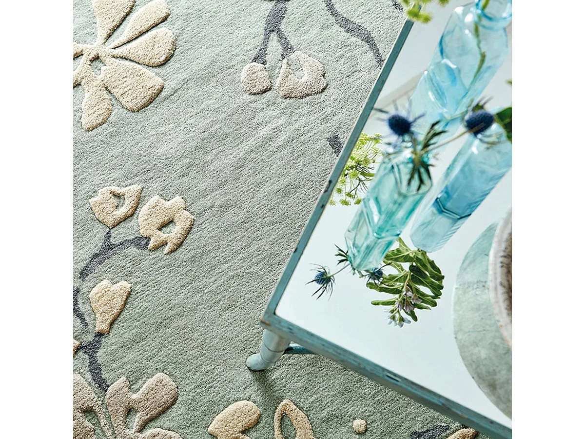 tappeto da ingresso 140x200 realizzato a mano in lana blu e grigia con motivo floreale rettangolare