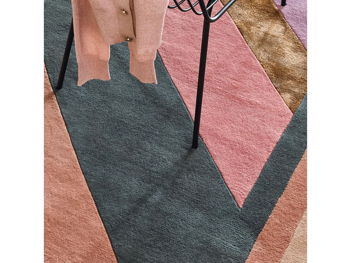 tapis grand salon 250x350 fait à la main en laine rose et vert