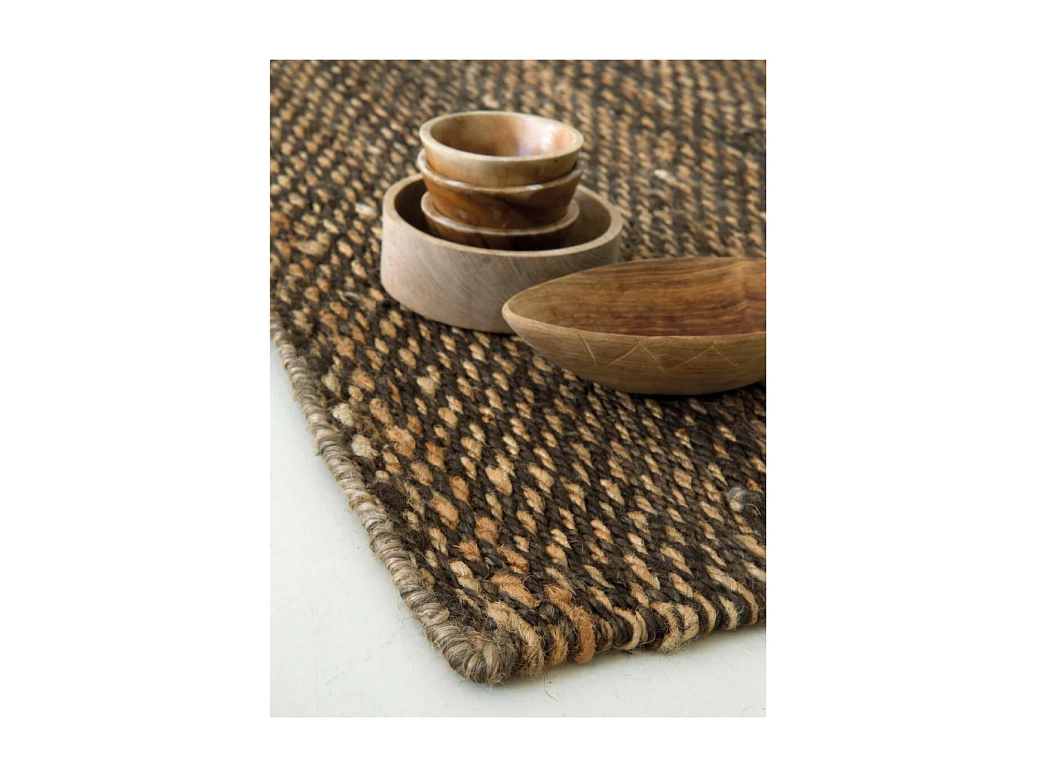 Tappeto Kilim 170x240 rettangolo realizzato a mano in canapa cioccolato a tinta unita