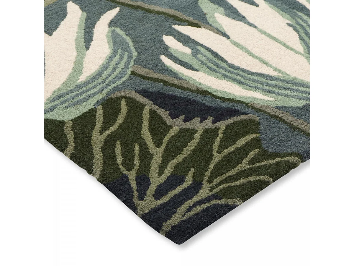 tappeto per camera da letto 170x240 realizzato a mano in lana verde e beige fantasia floreale