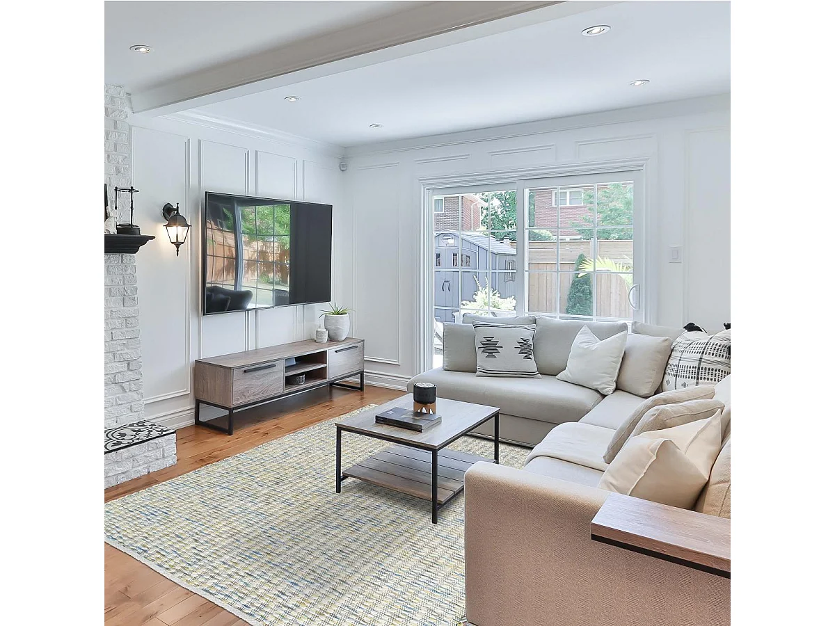 Tapis kilim 250x350 rectangle fait main en laine bleu et blanc motif faux uni