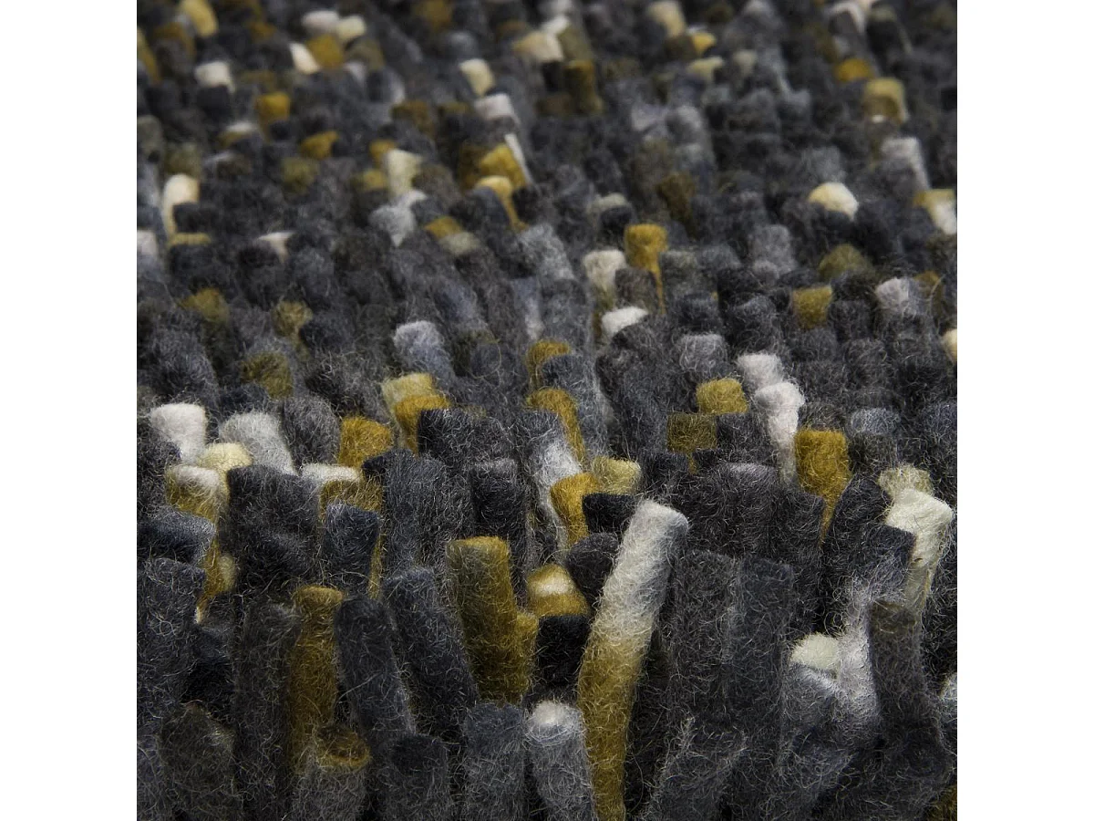 Tappeto shaggy in lana intrecciata con motivo finto tinta unita ROCKS