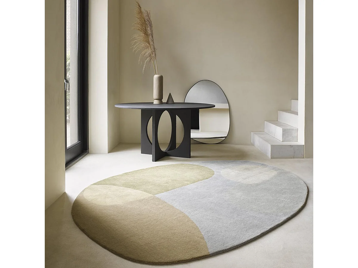 tapis chambre 160x230 fait à la main en laine gris et vert ovale motif abstrait