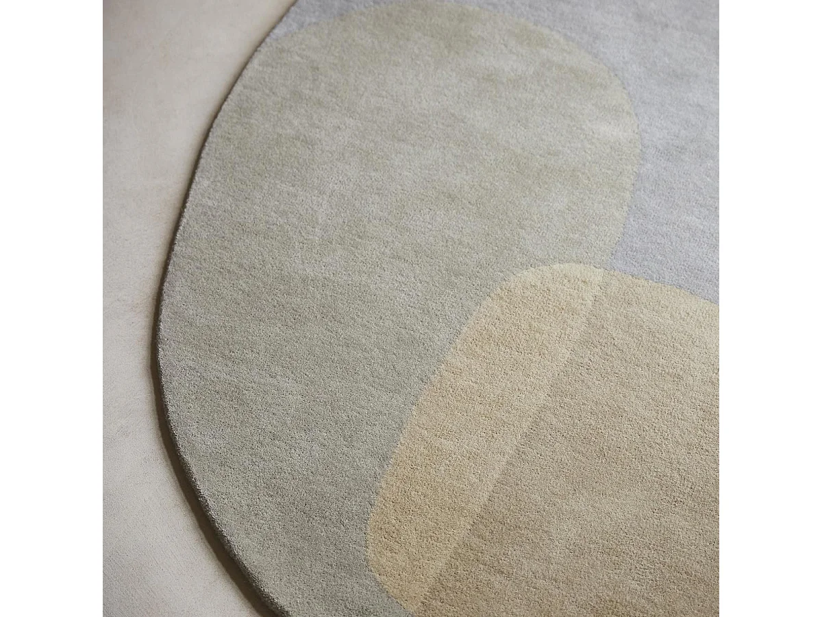 tapis chambre 160x230 fait à la main en laine gris et vert ovale motif abstrait