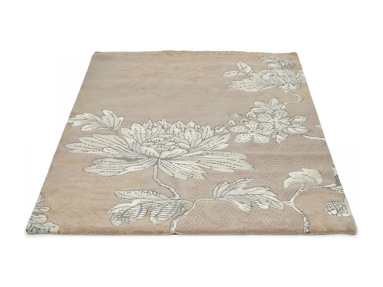 tapis chambre 120x180 fait à la main en laine gris et crème motif floral